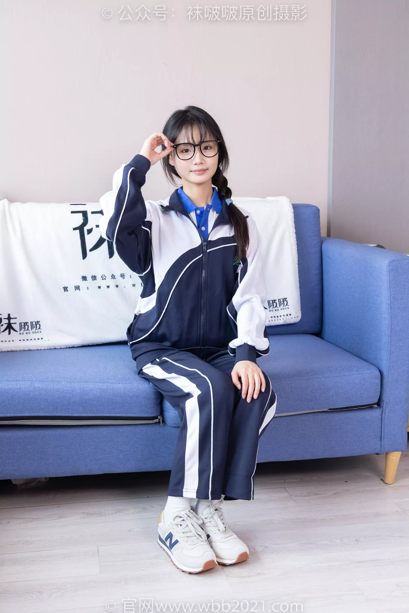 图片[2]-[BoBoSocks袜啵啵]NO.456 甜甜圈-运动鞋、白棉袜、裸足、校服[150P/1V/6.46GB]-美图