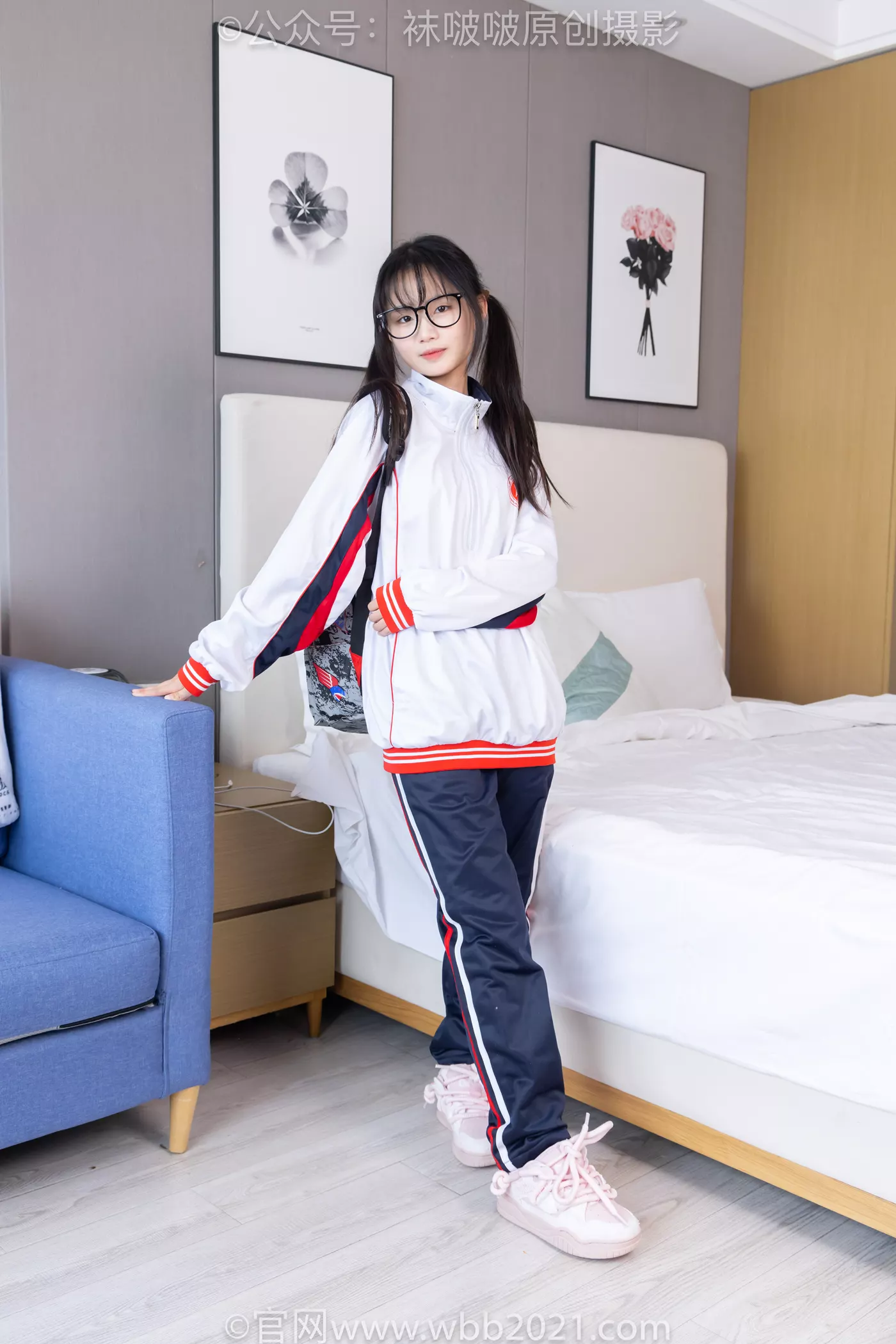 图片[2]-[BoBoSocks袜啵啵]NO.458 甜甜圈-板鞋、白棉袜、肉丝、校服裤里丝[150P/1V/7.35GB]-美图