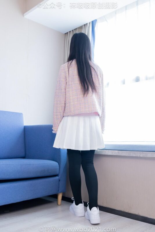 BoBoSocks袜啵啵 NO.438 甜甜圈-皮鞋、板鞋、白棉袜、黑色踩脚袜[150P/1V/7.28GB]-美图