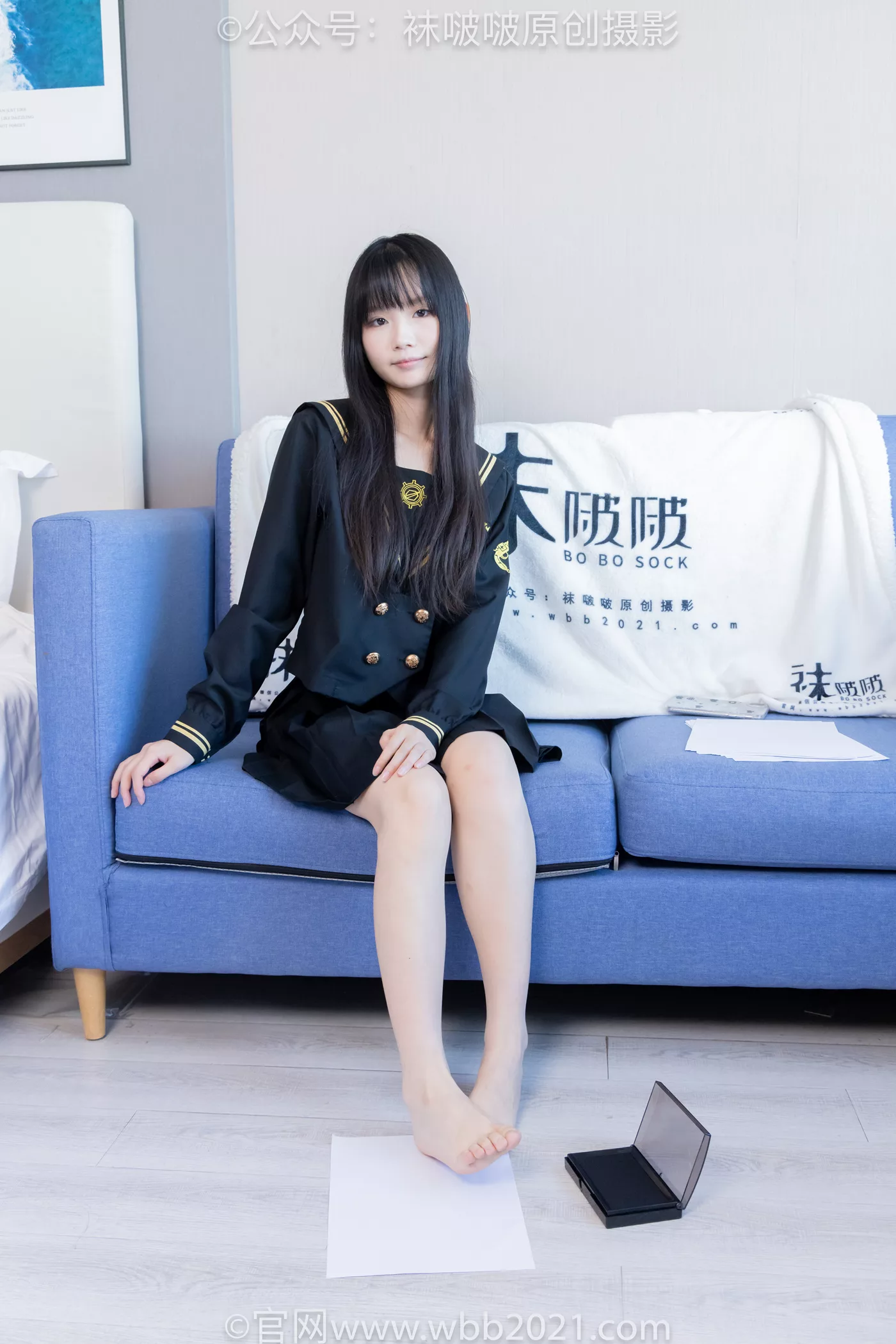 [BoBoSocks袜啵啵]NO.450 甜甜圈 皮鞋、白丝、裸足、裸足印泥踩脚印剧情[142P/1V/7.55GB]-美图