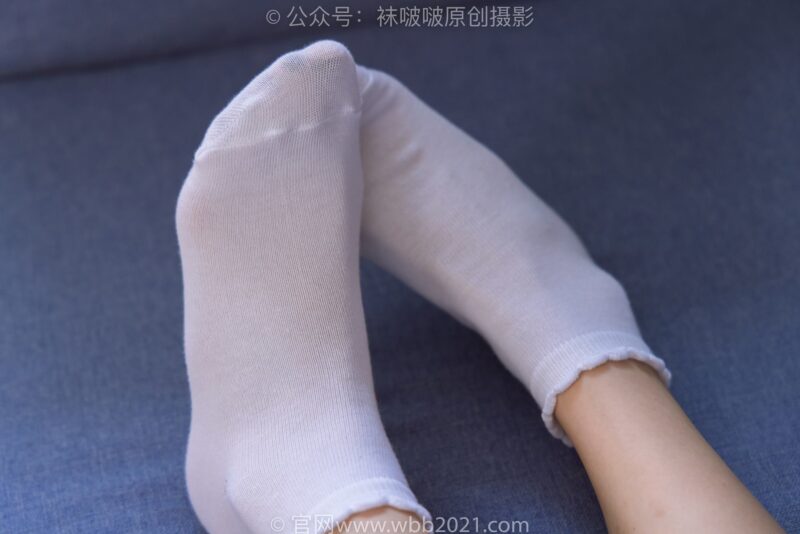 [BoBoSocks袜啵啵]NO.426 小甜豆-高跟鞋、裸足、白棉袜[140P/1V/6.62GB]-美图