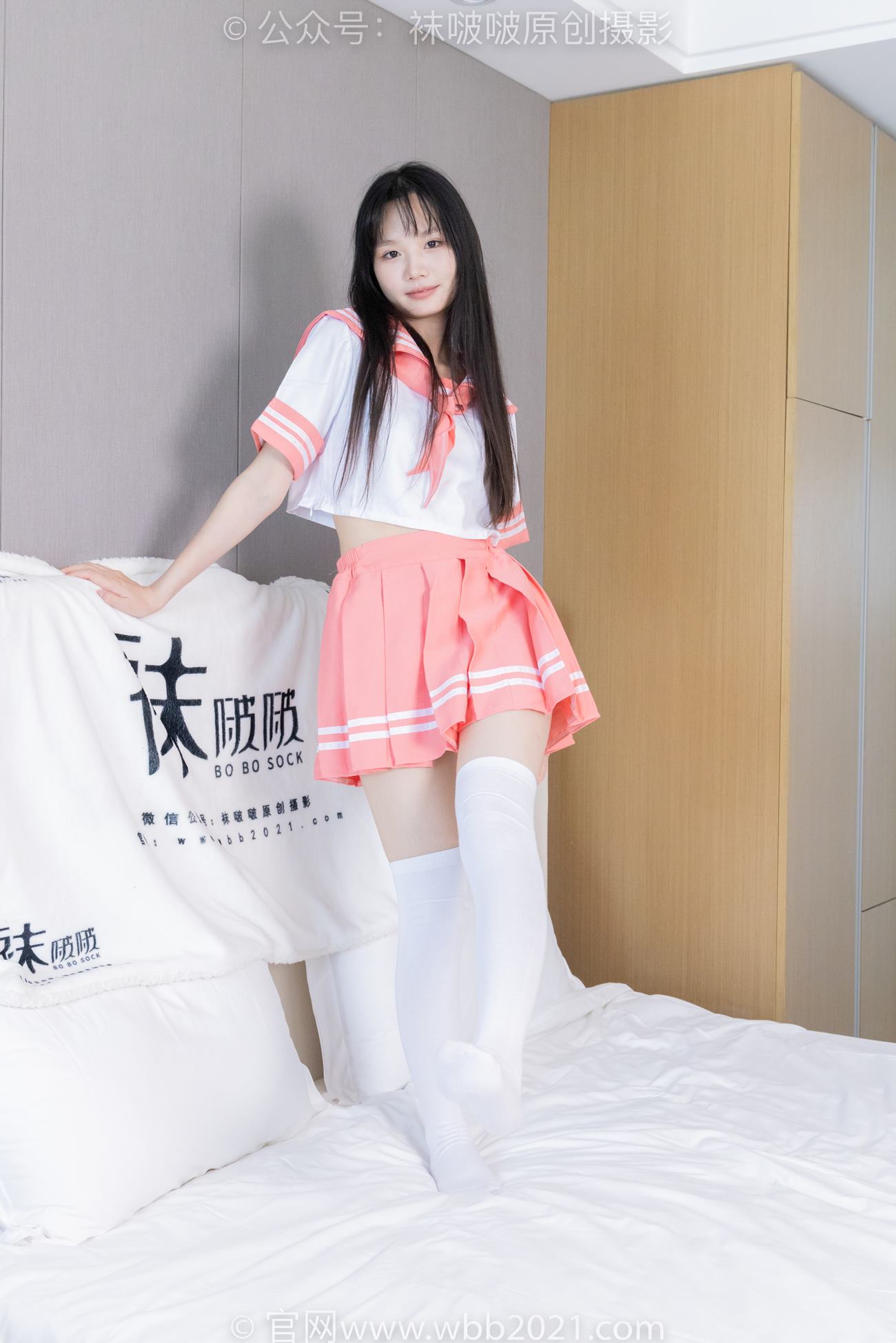 图片[4]-[BoBoSocks袜啵啵]NO.429 甜甜圈-板鞋、白棉袜、过膝白棉袜[159P/1V/7.22GB]-美图