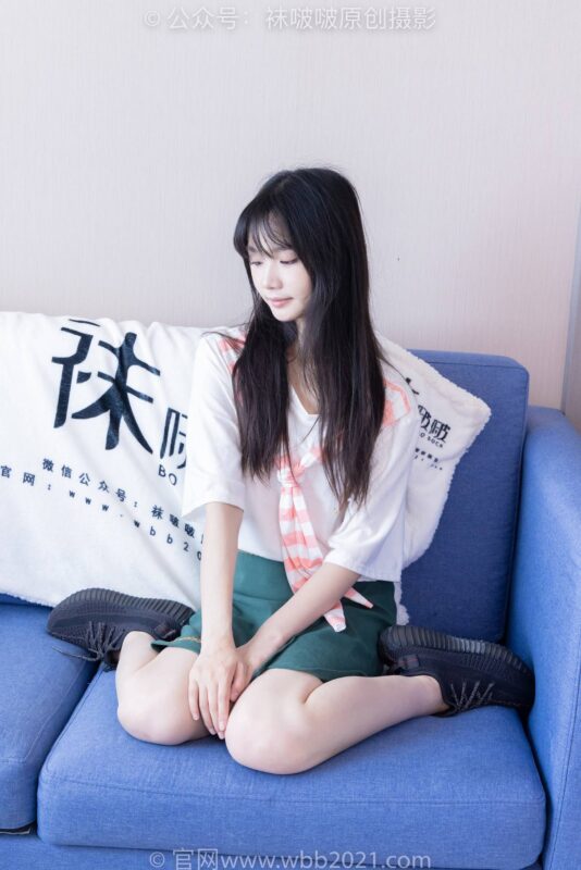 [BoBoSocks袜啵啵]NO.394 甜甜圈-运动鞋、白船袜、裸足、裸足[140P/1V/6.78GB]-美图