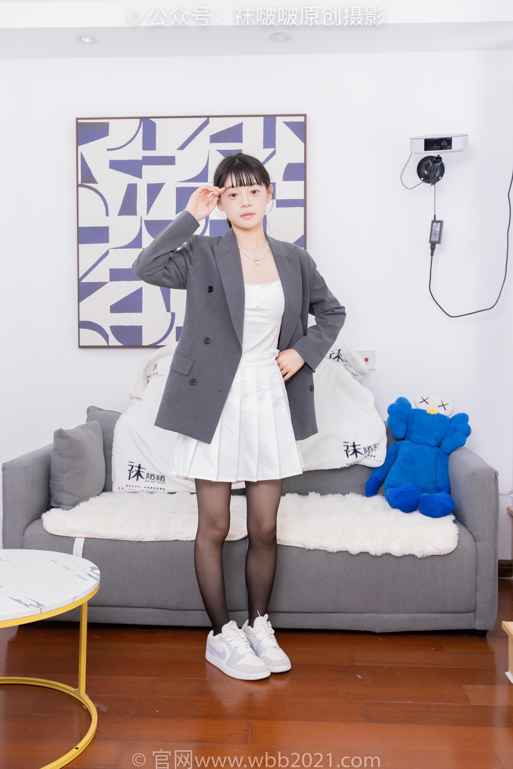 图片[2]-[BoBoSocks袜啵啵]NO.404 糯米-板鞋、黑丝、ol风[145P/1V/6.13GB]-美图