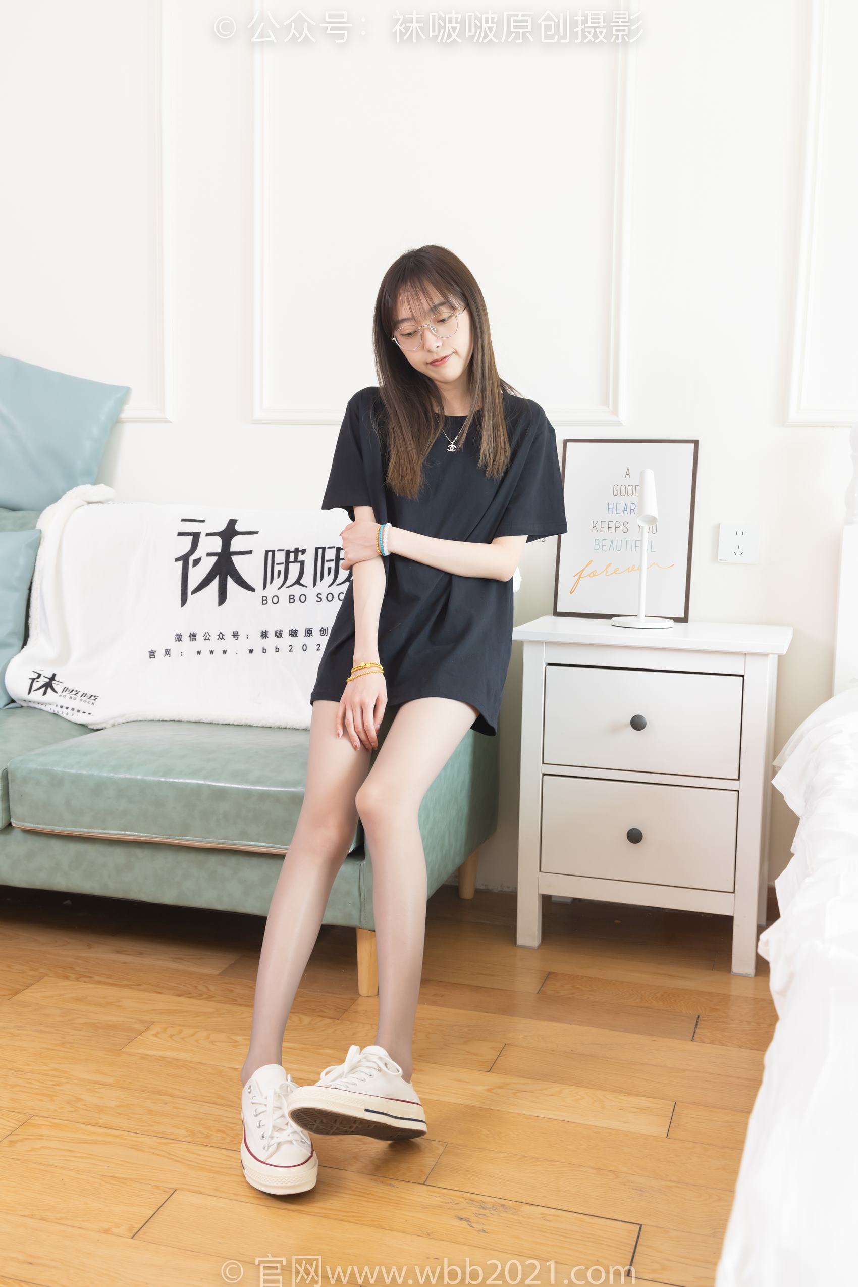 图片[2]-[BoBoSocks袜啵啵]NO.379 稚予-板鞋、灰丝[140P/1V/5.33GB]-美图