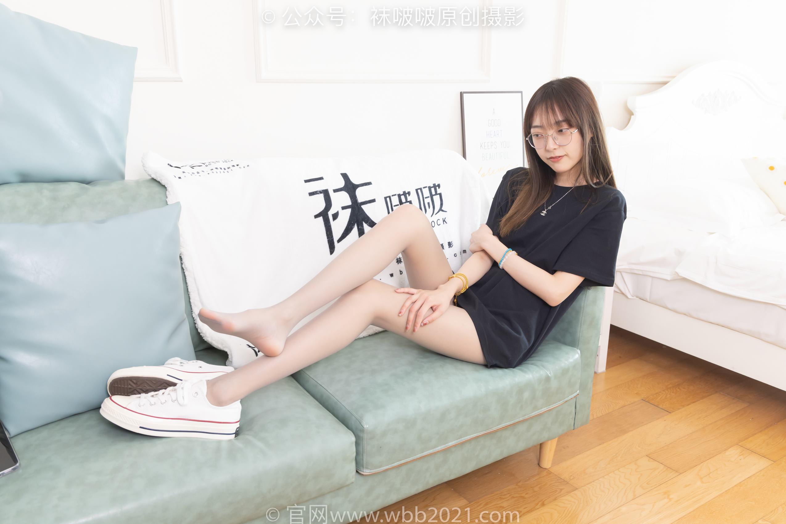 图片[4]-[BoBoSocks袜啵啵]NO.379 稚予-板鞋、灰丝[140P/1V/5.33GB]-美图