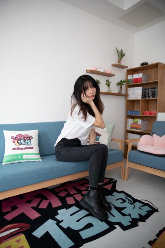 勿恋传媒 NO.604 猫耳-风里的四季[166P/1V/4.54G]-美图