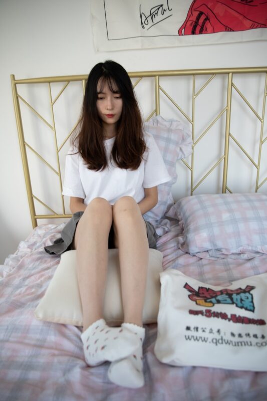 勿恋传媒 NO.498 猫耳-心雨花开 [190P/1V/4.9G]-美图