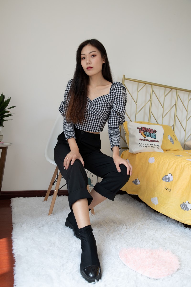 图片[1]-勿恋传媒 No.476 vicky-快乐小魔女 [143P/1V/2.08GB]-美图