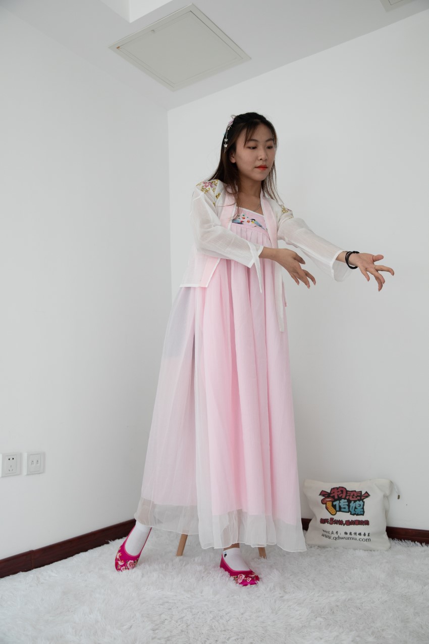 图片[1]-勿恋传媒 No.455 elise-梧桐锁清秋 [188P/1V/5.57GB]-美图