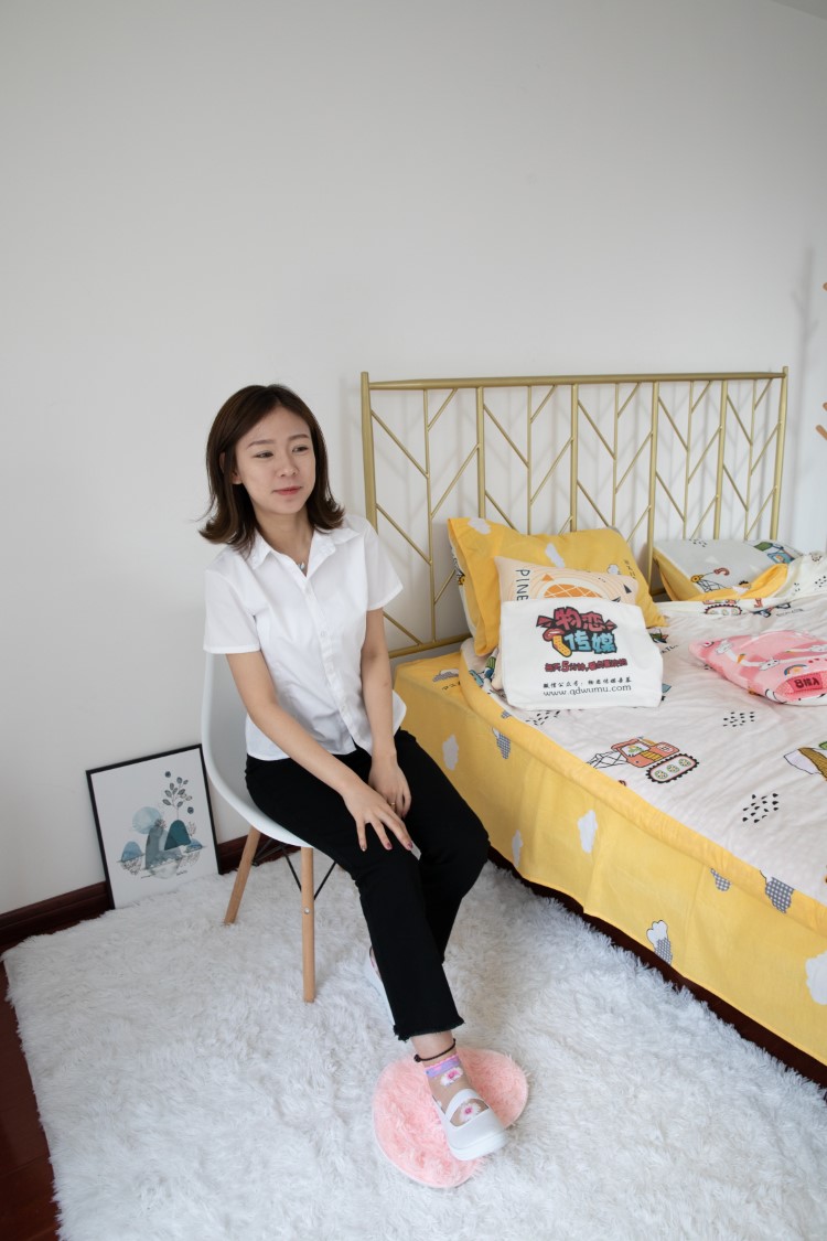 图片[3]-勿恋传媒 No.423 婷婷-风里的小雏菊 [141P/1V/3.86GB]-美图