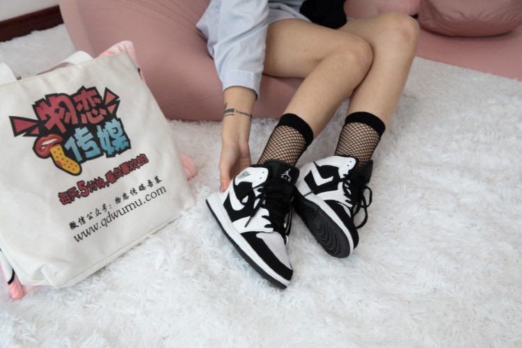 图片[3]-勿恋传媒 No.424 言言-倾城之恋 [135P/1V/3.55GB]-美图