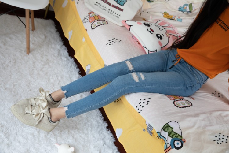 图片[5]-勿恋传媒 No.426 苏镶-跳跃的橘光 [150P/1V/5.35GB]-美图