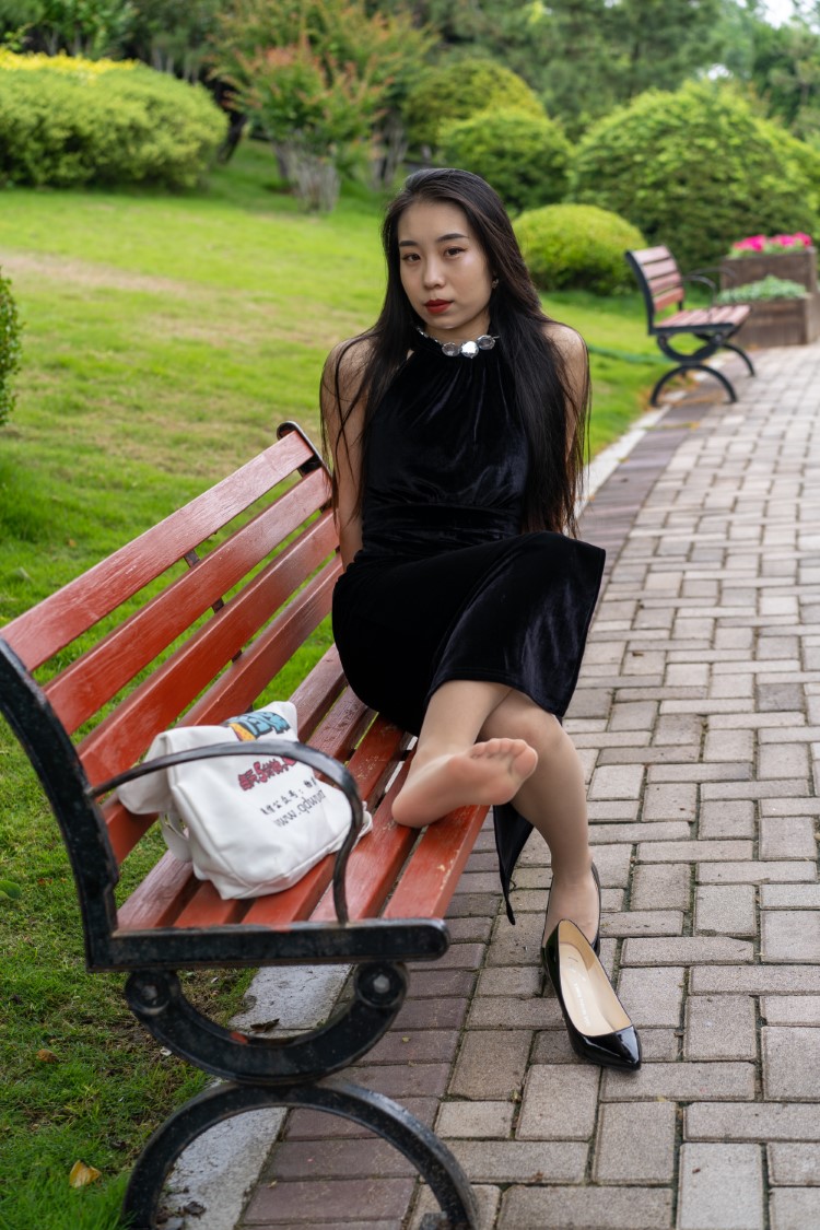 图片[1]-勿恋传媒 No.432 璐璐-如黛 [167P/1V/4.32GB]-美图