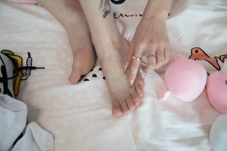 图片[6]-勿恋传媒 No.411 言言-午夜的粉蔷薇 [147P/1V/4.84GB]-美图