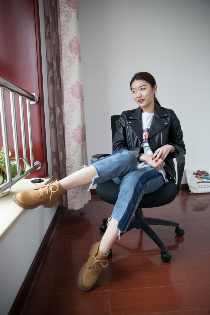 图片[2]-勿恋传媒 No.384 言言-沙漠之花 [154P/1V/4.29G]-美图