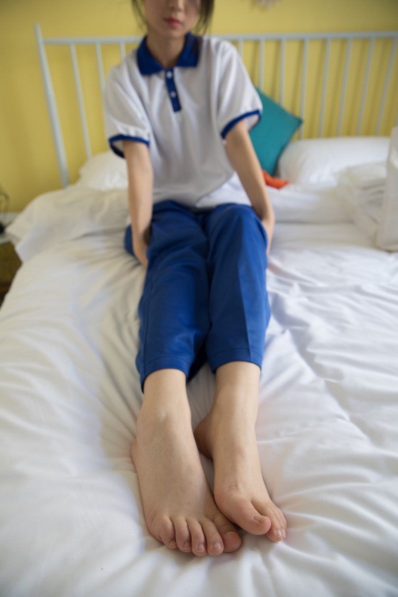 图片[4]-勿恋传媒 No.319 小凌-凤凰花开的路口 [202P/1V/4.72G]-美图