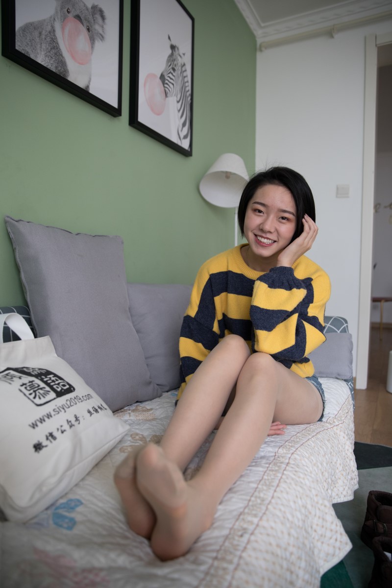 图片[1]-勿恋传媒 No.326 小飞-时光与青春 [131P/1V/3.58G]-美图