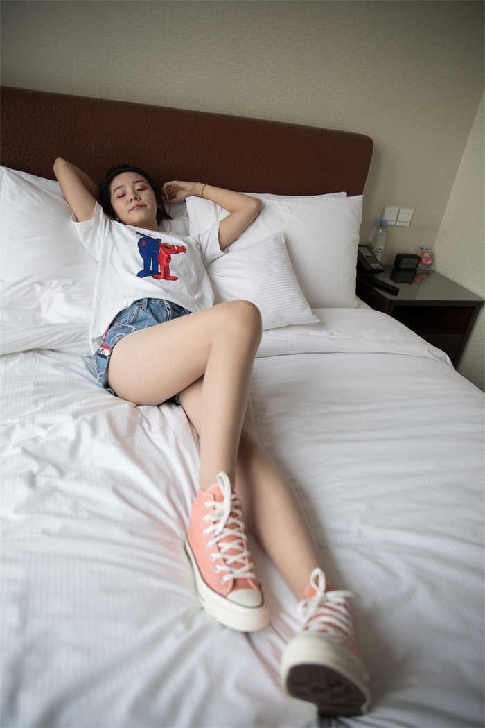 图片[1]-勿恋传媒 No.282 小飞-告白气球 [208P/1V/4.49G]-美图