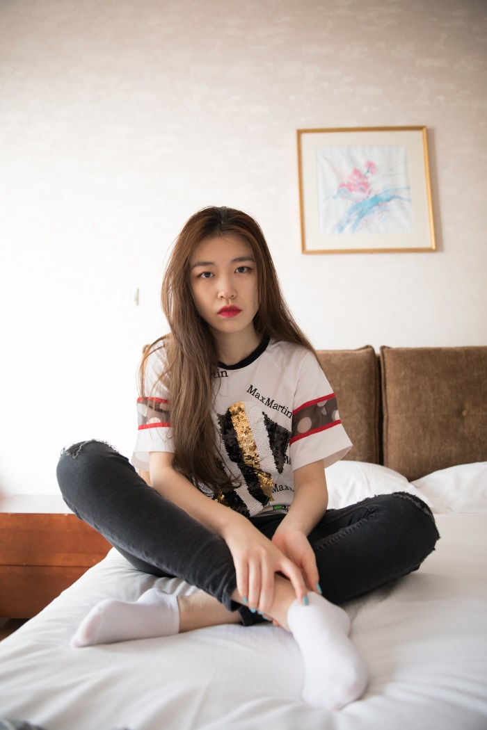 图片[4]-勿恋传媒 No.283 佳琪-从繁花似锦中走过 [229P/1V/5.78G]-美图