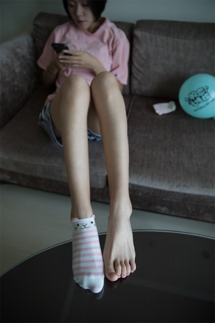 图片[2]-勿恋传媒 No.295 小飞-俏丽的懵懂 [193P/1V/4.35G]-美图