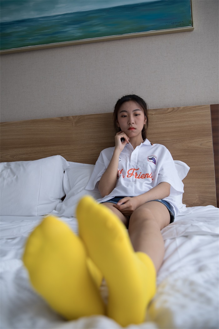 图片[1]-勿恋传媒 No.176 elise-马尾，球衣，帆布鞋 [146P/1V/3.76G]-美图