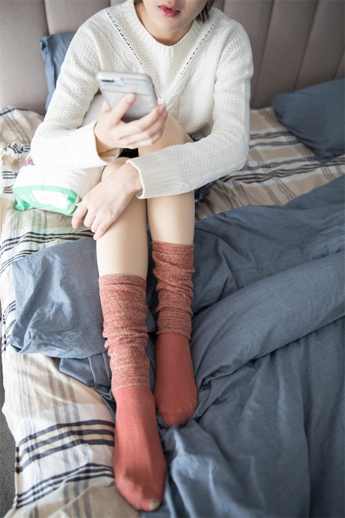 图片[4]-勿恋传媒 No.143 如夕-甜美笑容he甜美堆堆袜 [136P/1V/2.78G]-美图