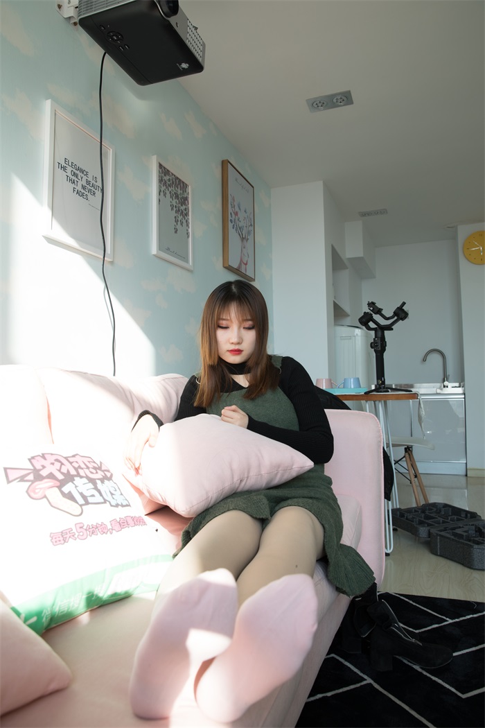 图片[1]-勿恋传媒 No.144 拓拓-五一快乐哦 [139P/1V/2.23G]-美图