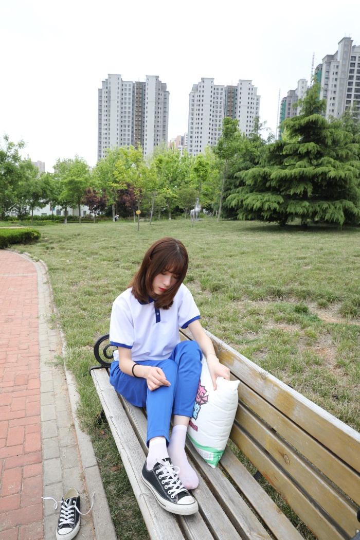 图片[2]-勿恋传媒 No.151 猫耳-母校里的校服情结 [232P/1V/4.2G]-美图