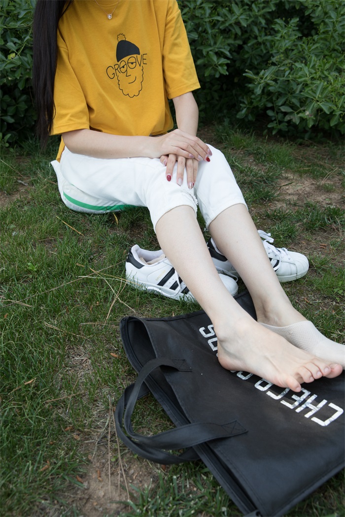 图片[1]-勿恋传媒 No.152 苏镶-公园里的一抹清新 [174P/1V/4.81G]-美图