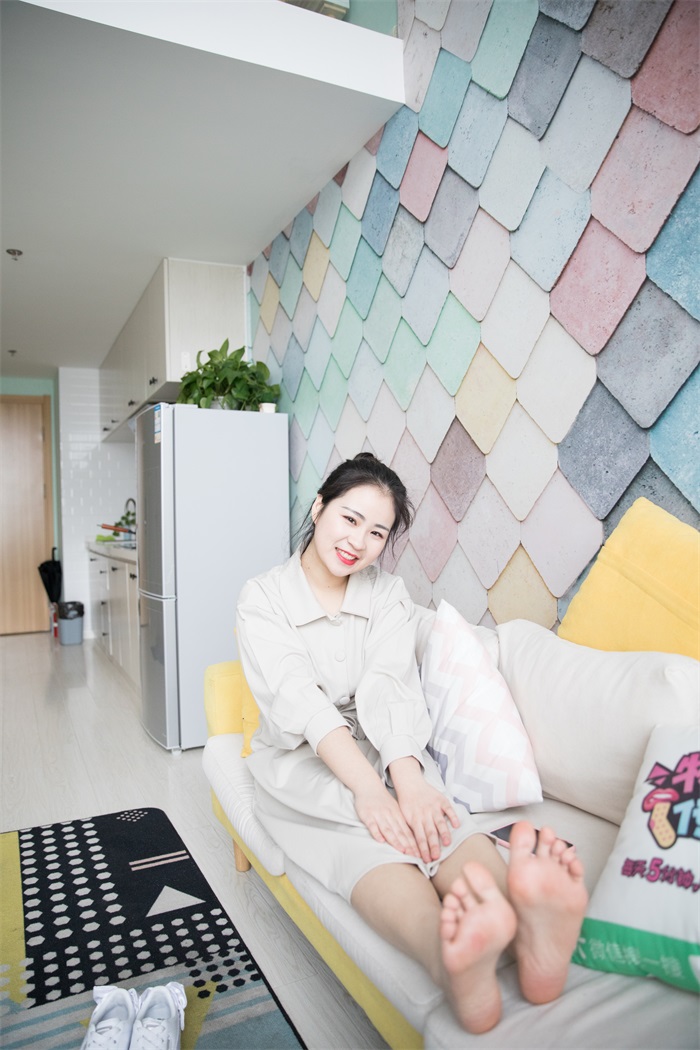 图片[1]-勿恋传媒 No.117 蕾-送你一朵小小de太阳 [169P/1V/3.08GB]-美图