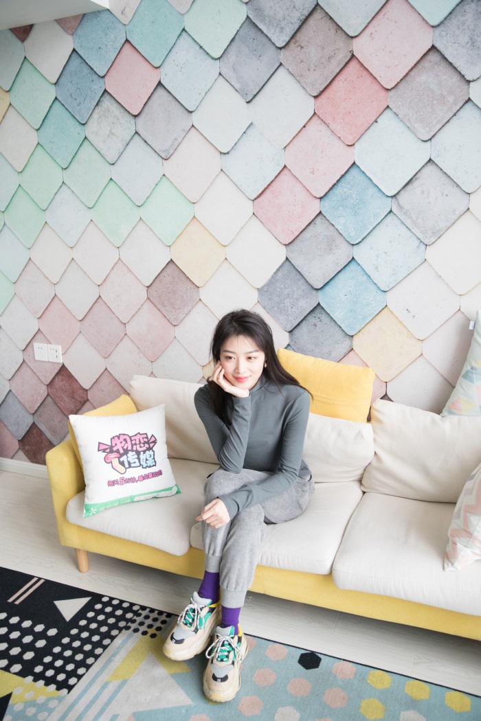 图片[4]-勿恋传媒 No.134 心怡-摩登俏女郎的紫色梦幻 [179P/1V/2.89GB]-美图