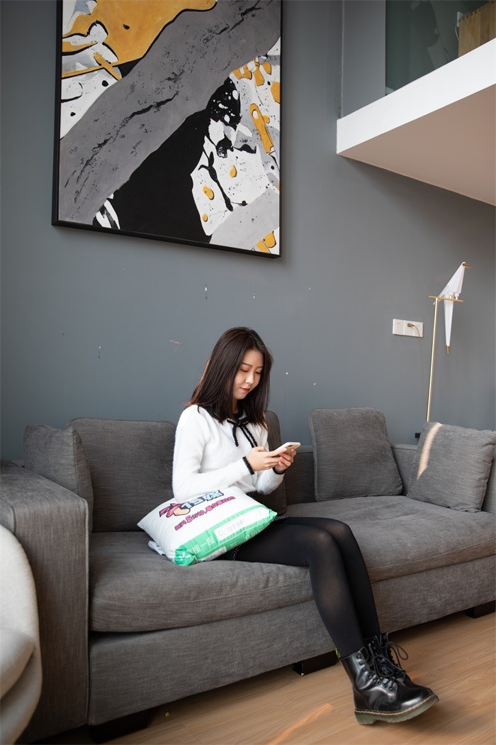 图片[2]-勿恋传媒 No.097 可儿-眼前的黑不是黑，你要的轻姓感 [99P/1V/1.09GB]-美图