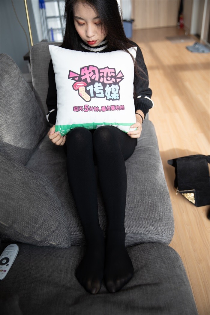 图片[2]-勿恋传媒 No.100 璐璐-小舒淇的冷与姓感黑丝 [99P/1V/1.23GB]-美图