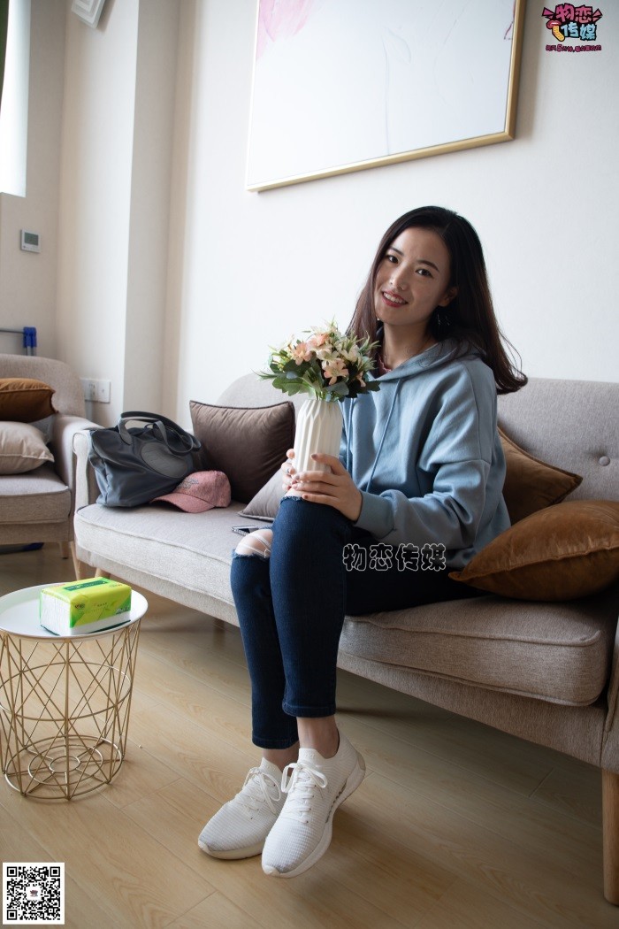 图片[2]-勿恋传媒 No.082 薇安-来自英语专业的另一位学霸解解 [310P/2V/1.86GB]-美图