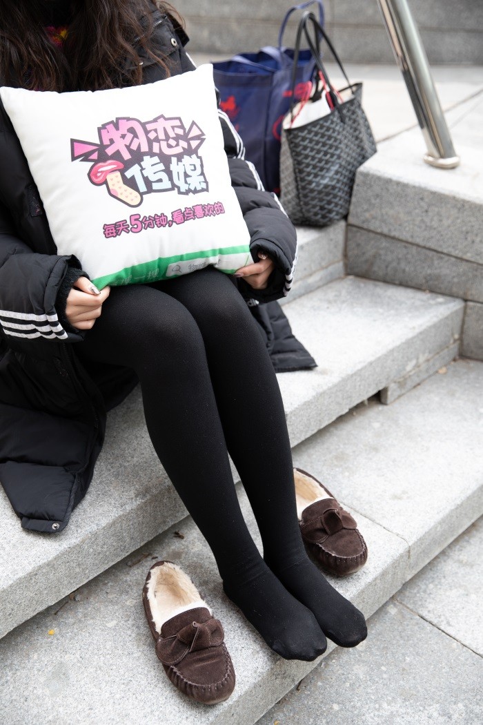 图片[1]-勿恋传媒 No.094 叶然-韩范妹字的ugg [99P/1V/1.07GB]-美图