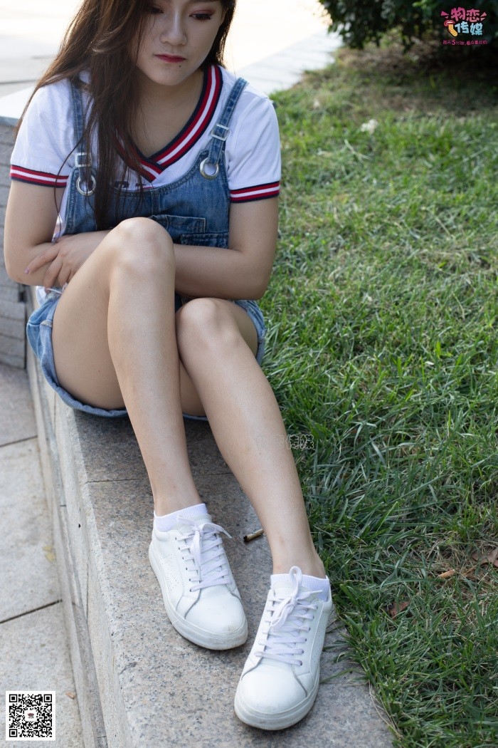图片[2]-勿恋传媒 No.059 牛仔背带裤的小纯真 [135P/1V/1.01GB]-美图