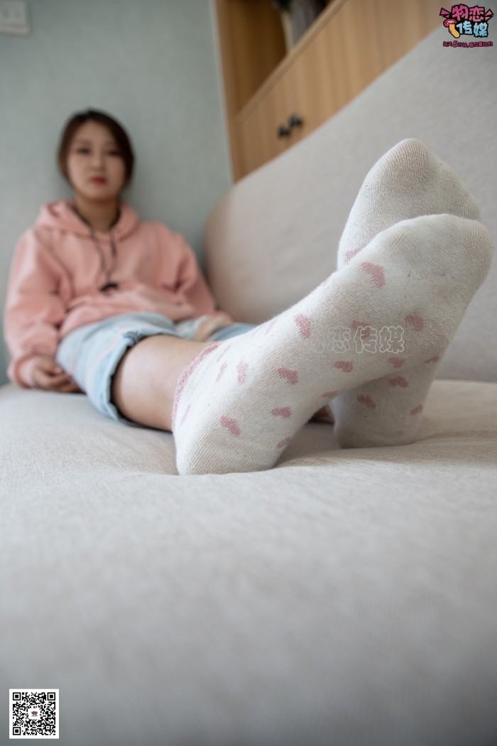 图片[1]-勿恋传媒 No.071 韵味十足的小解解搭配白色nike板鞋 [171P/1V/1.40GB]-美图