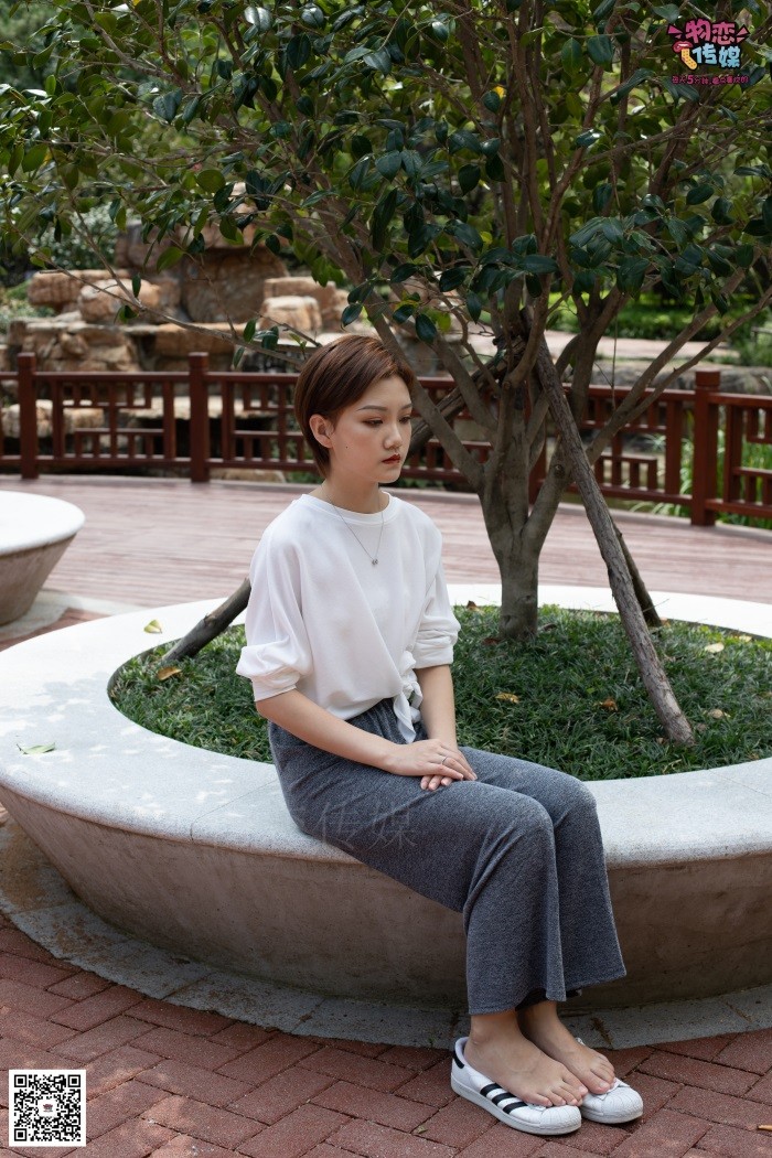 图片[2]-勿恋传媒 No.044 剪掉长发，忘掉烦恼~ [112P/1V/841MB]-美图