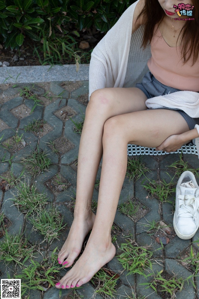 图片[1]-勿恋传媒 No.045 精灵女孩的纯白棉袜 [127P/1V/1.14GB]-美图