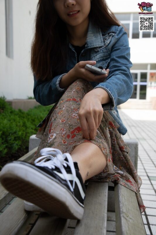 勿恋传媒 No.017 你们喜欢的vans配船袜,街拍风 [229P/1.25GB]-美图