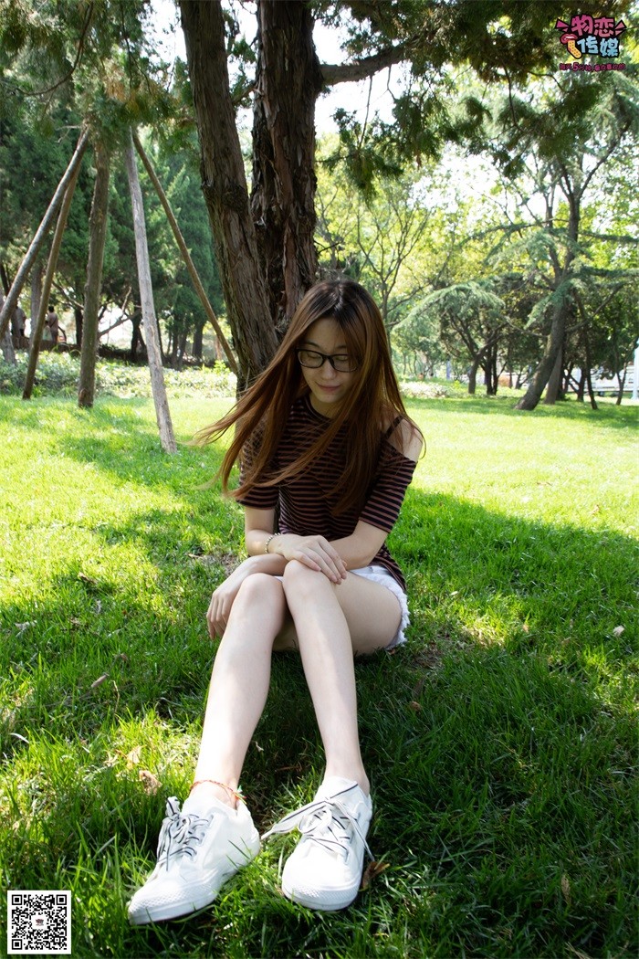 图片[1]-勿恋传媒 No.023 腿长即正义！清纯长腿小解解愿意把我带回家吗 [235P/1V/2.68GB]-美图