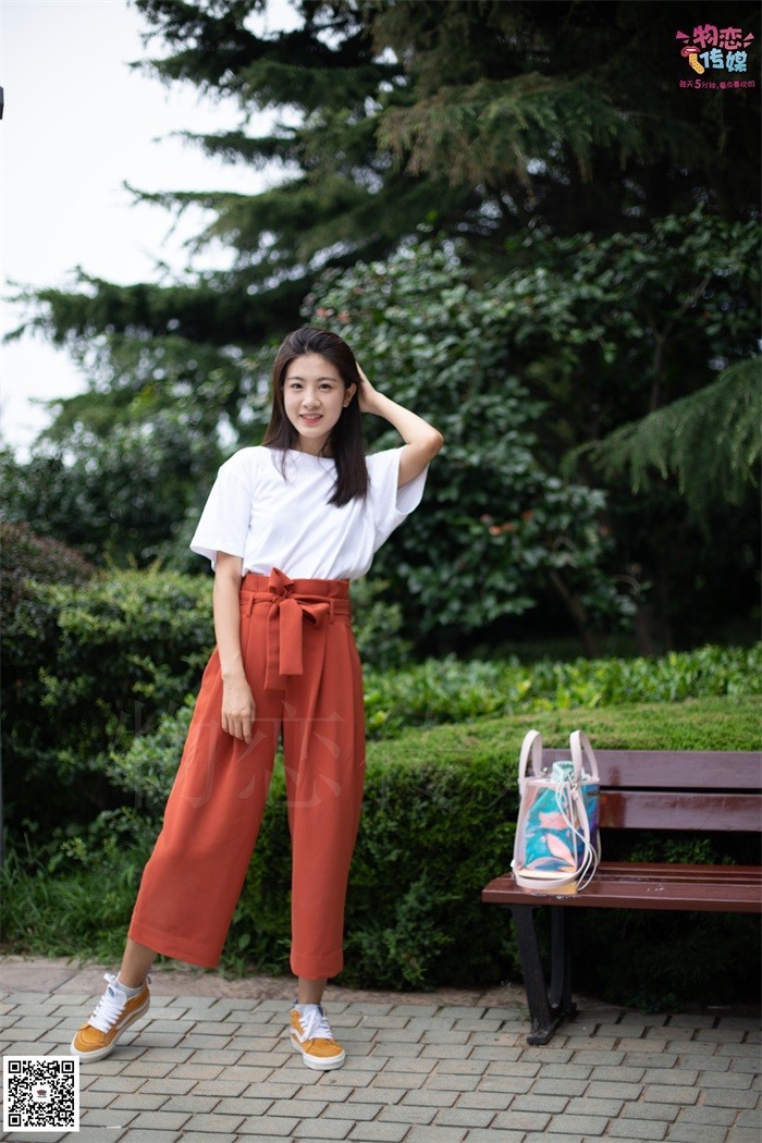 图片[3]-勿恋传媒 No.031 最是那一低头的温柔,像一朵水莲花不胜凉风的娇羞 [317P/1V/2.23GB]-美图