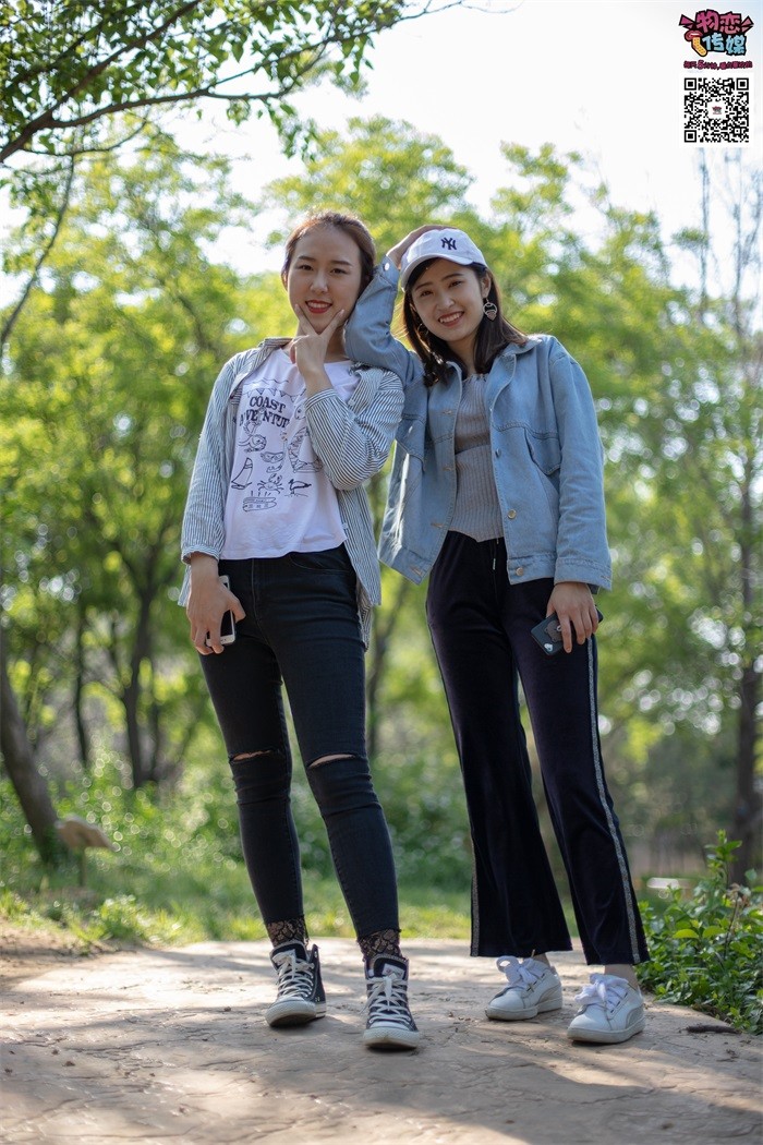 图片[2]-勿恋传媒 No.010 纯纯的林荫闺蜜情，纯纯的鞋子与棉袜 [209P/1.26GB]-美图