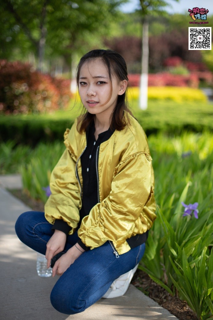 图片[3]-勿恋传媒 No.012 娇小型小罗莉哦,猜猜我多大呢,小白板鞋搭配粉色棉袜 [124P/861MB]-美图