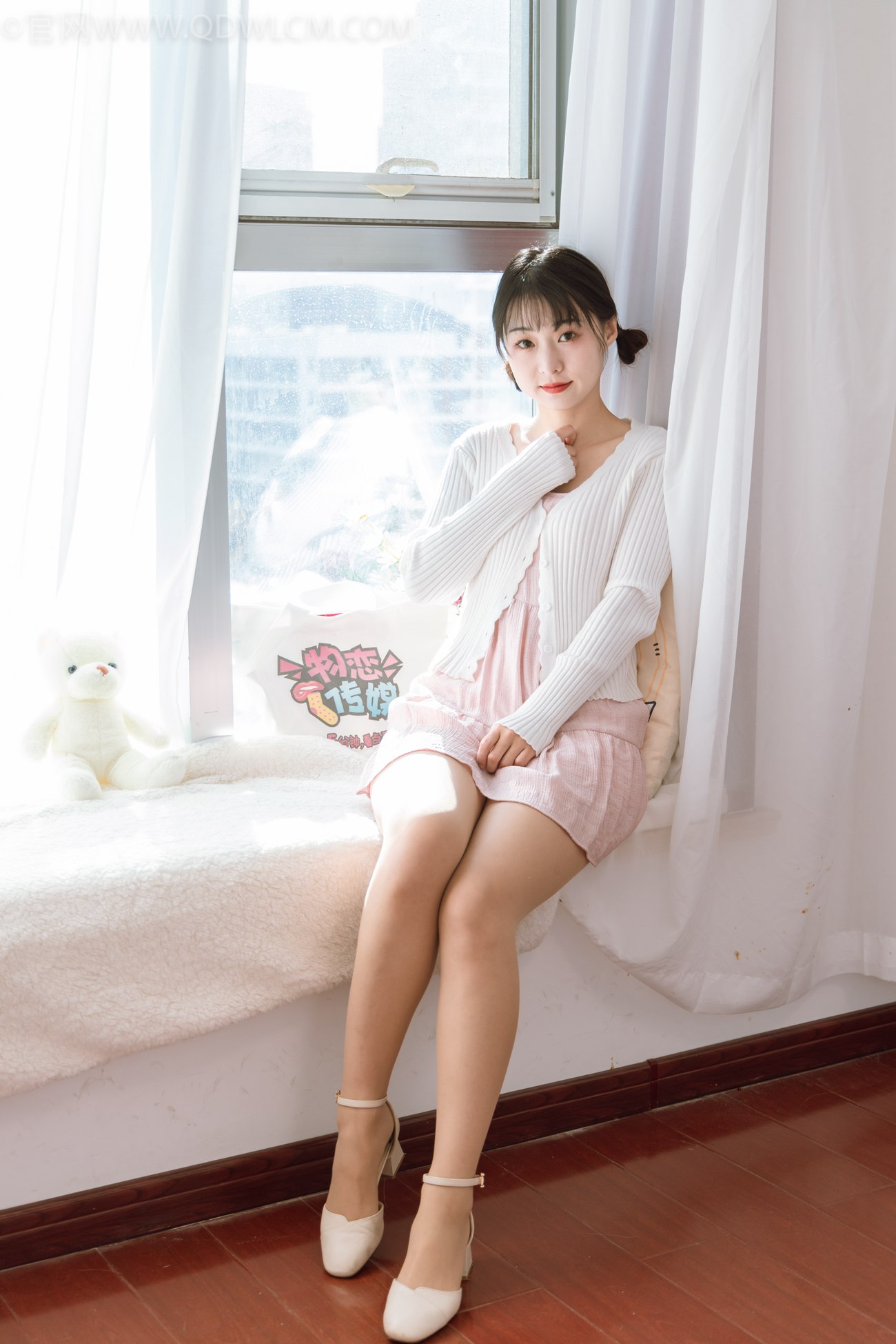 图片[3]-勿恋传媒 NO.1001 月心[139P/1V/3.40GB]-美图