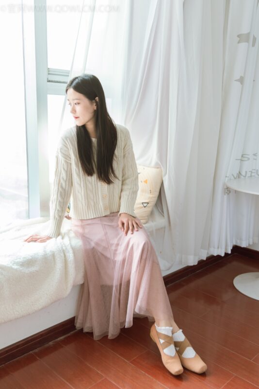 勿恋传媒 NO.1013 琴子[139P/1V/3.92GB]-美图