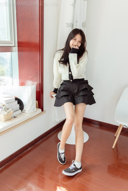 勿恋传媒 NO.988 小桃-夜话远方[141P/1V/3.82GB]-美图