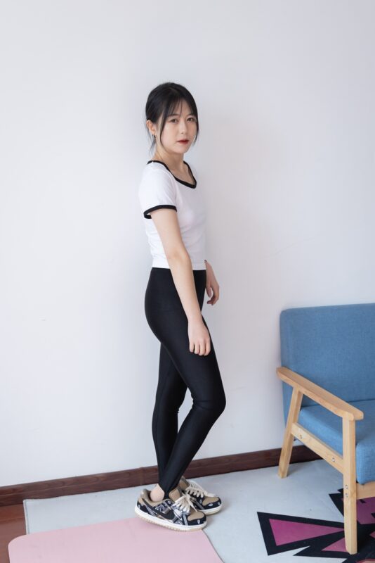 勿恋传媒 NO.949期 冰冰-紫叶草[193P/1V/5.22GB]-美图