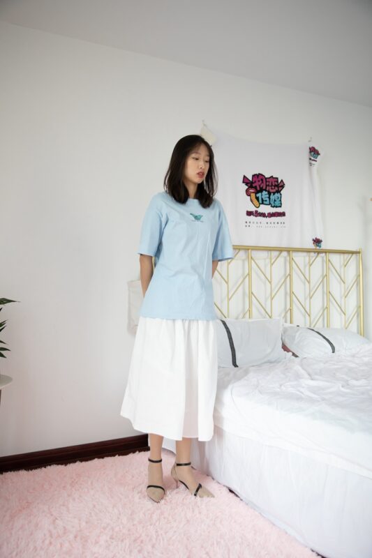 勿恋传媒 NO.923 小甜-思念的海洋[129P/1V/7.57GB]-美图